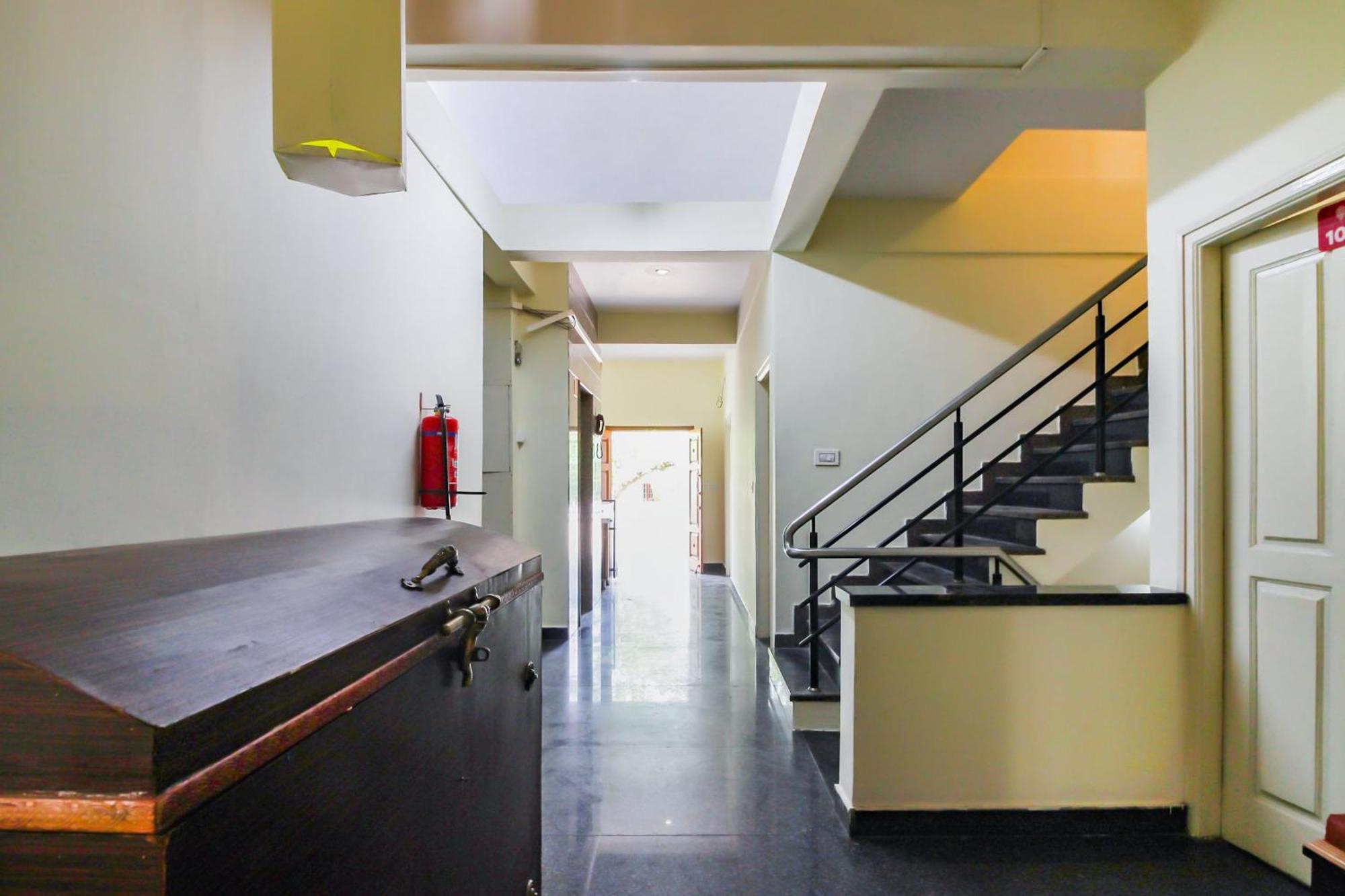 Hotel Collection O The Olive Shine Mysuru Zewnętrze zdjęcie